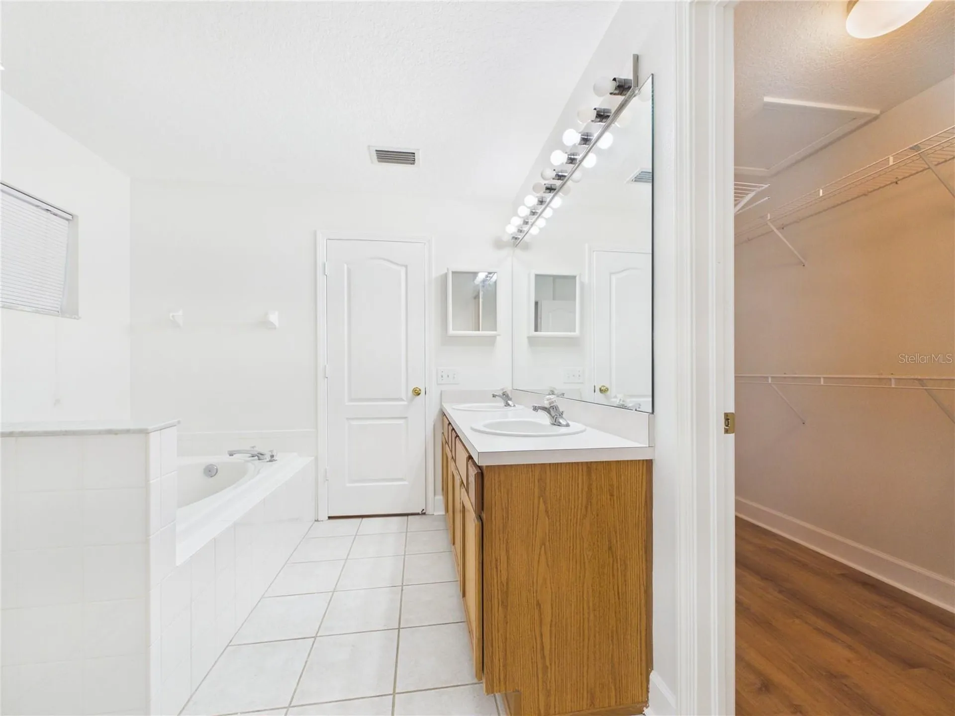 10553 Egret Haven Lane Riverview FL 33578