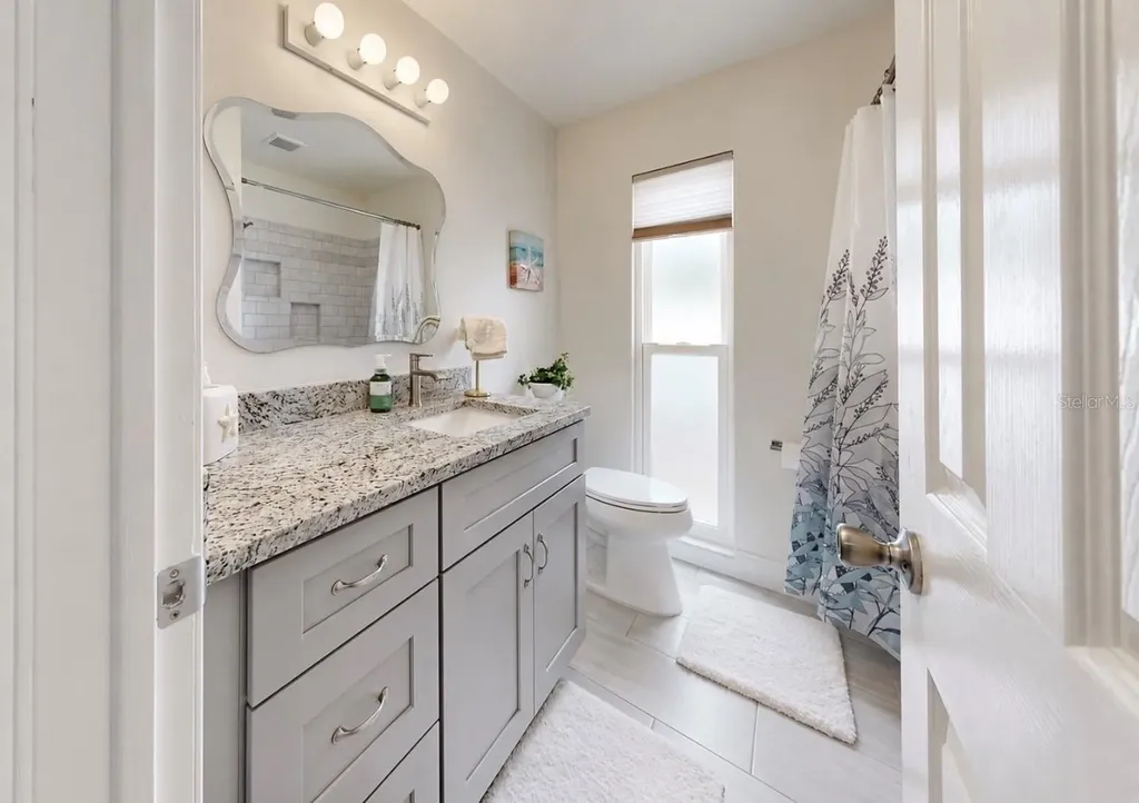 803 Leisey Circle Ruskin FL 33570
