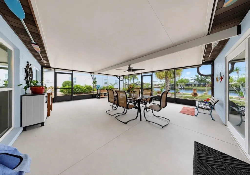 803 Leisey Circle Ruskin FL 33570