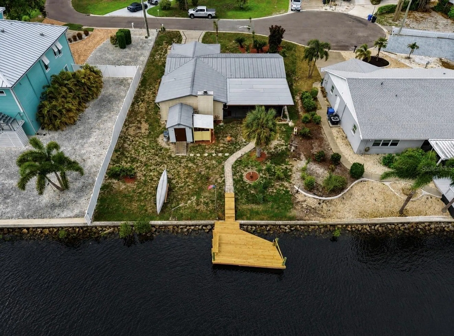 803 Leisey Circle Ruskin FL 33570