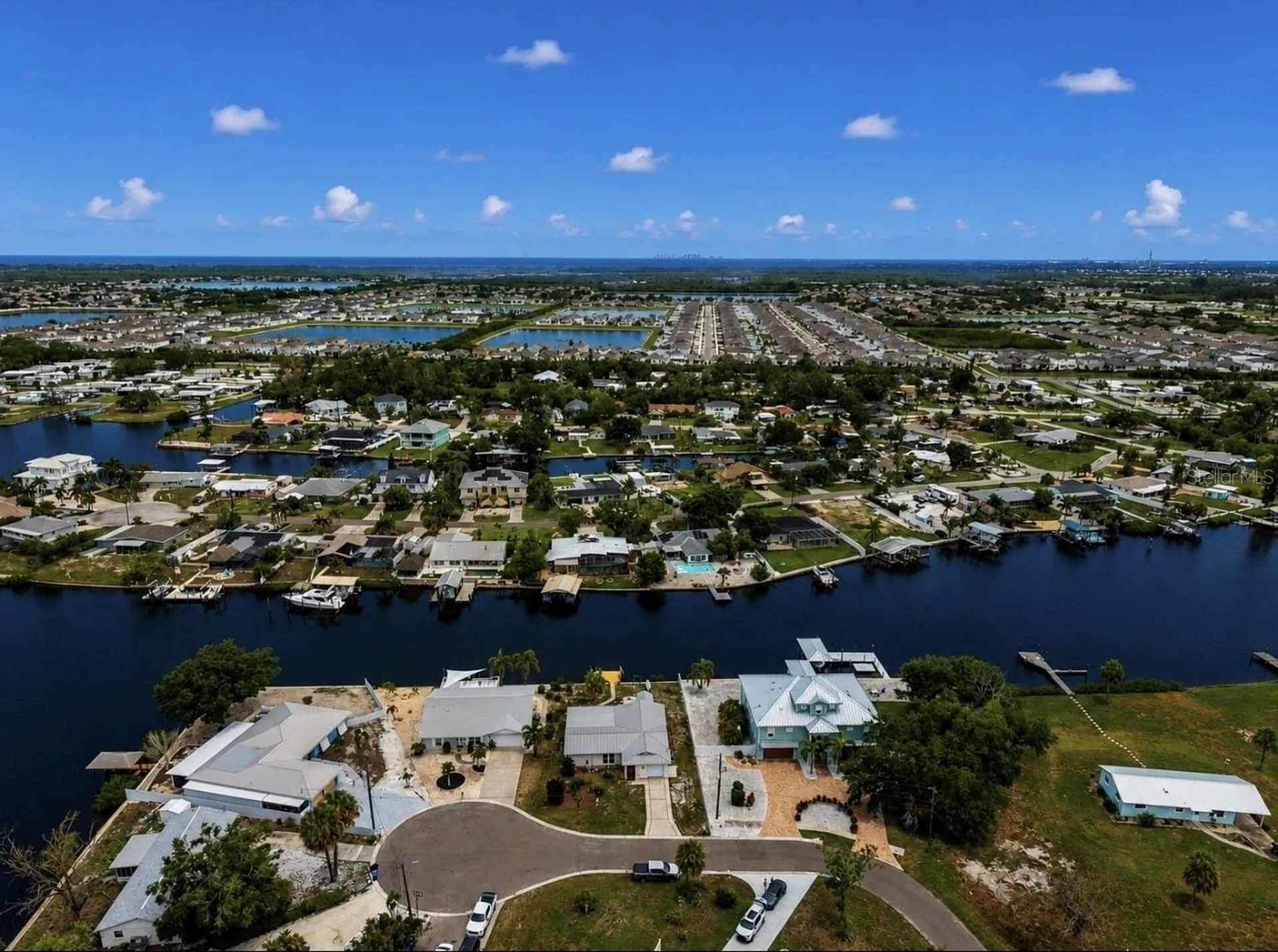 803 Leisey Circle Ruskin FL 33570