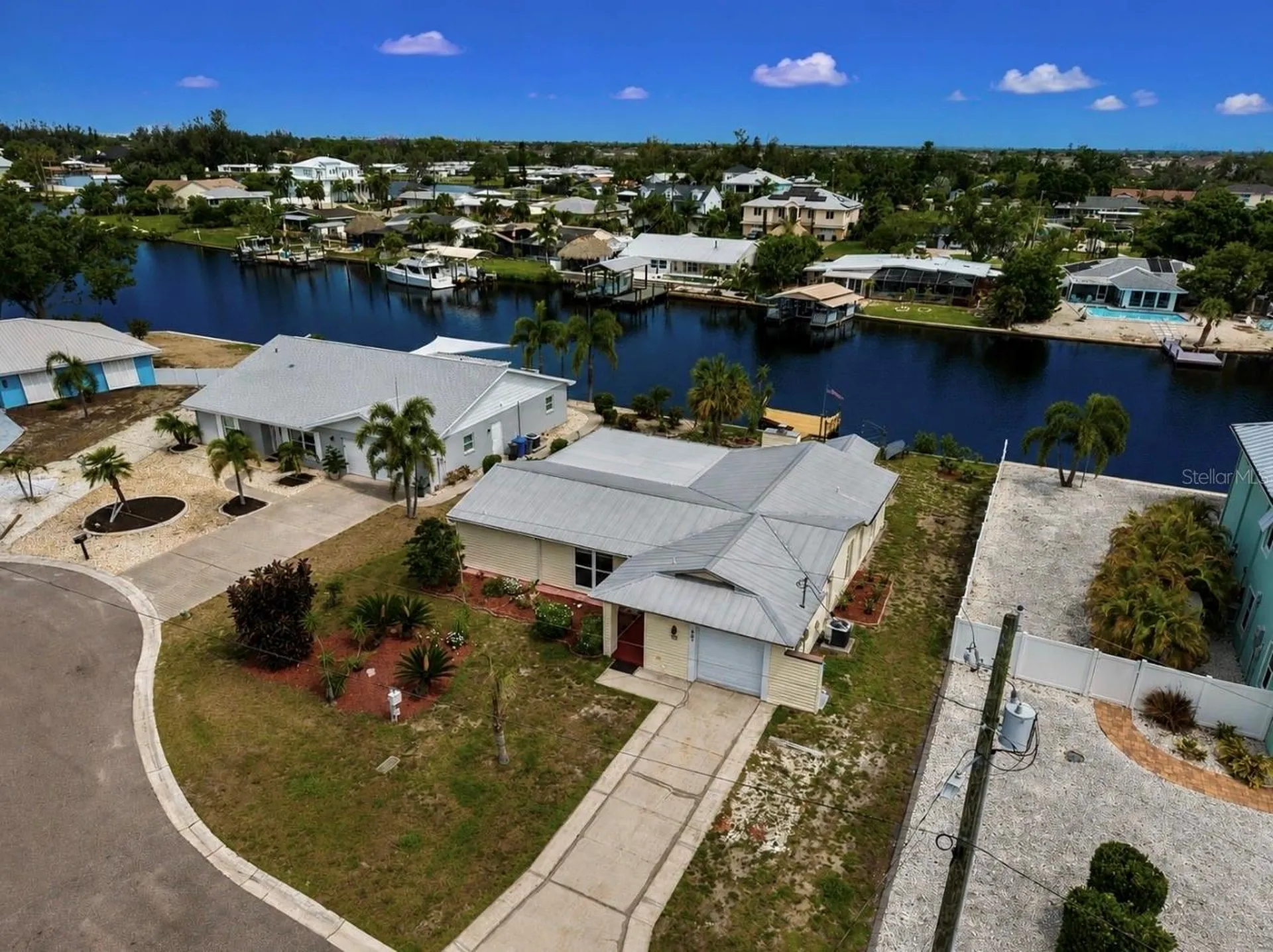 803 Leisey Circle Ruskin FL 33570