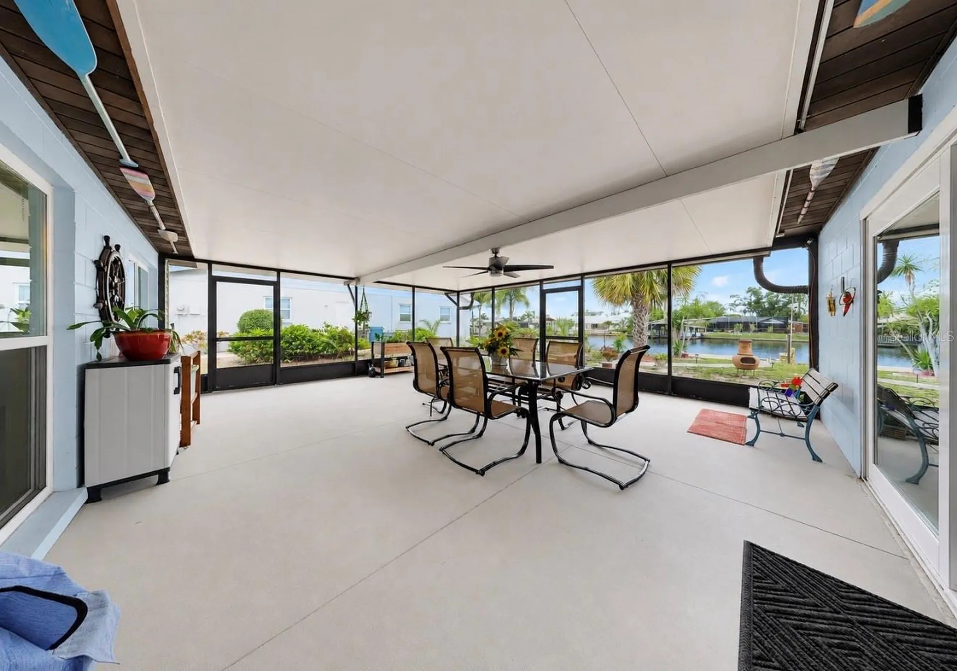 803 Leisey Circle Ruskin FL 33570