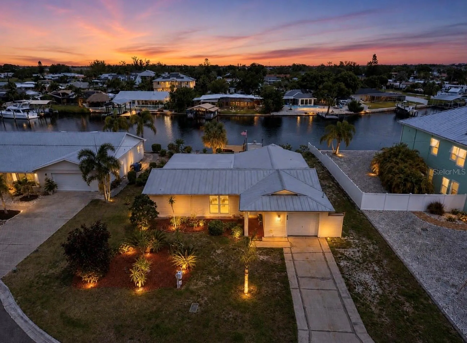 803 Leisey Circle Ruskin FL 33570