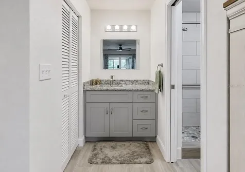 803 Leisey Circle Ruskin FL 33570