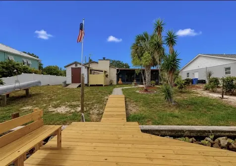 803 Leisey Circle Ruskin FL 33570