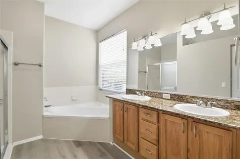 12521 Tall Pines Way Bradenton FL 34202