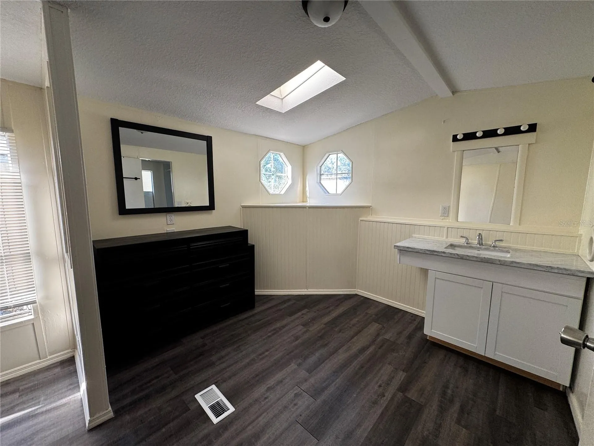 1001 NE 77th Street Ocala FL 34479