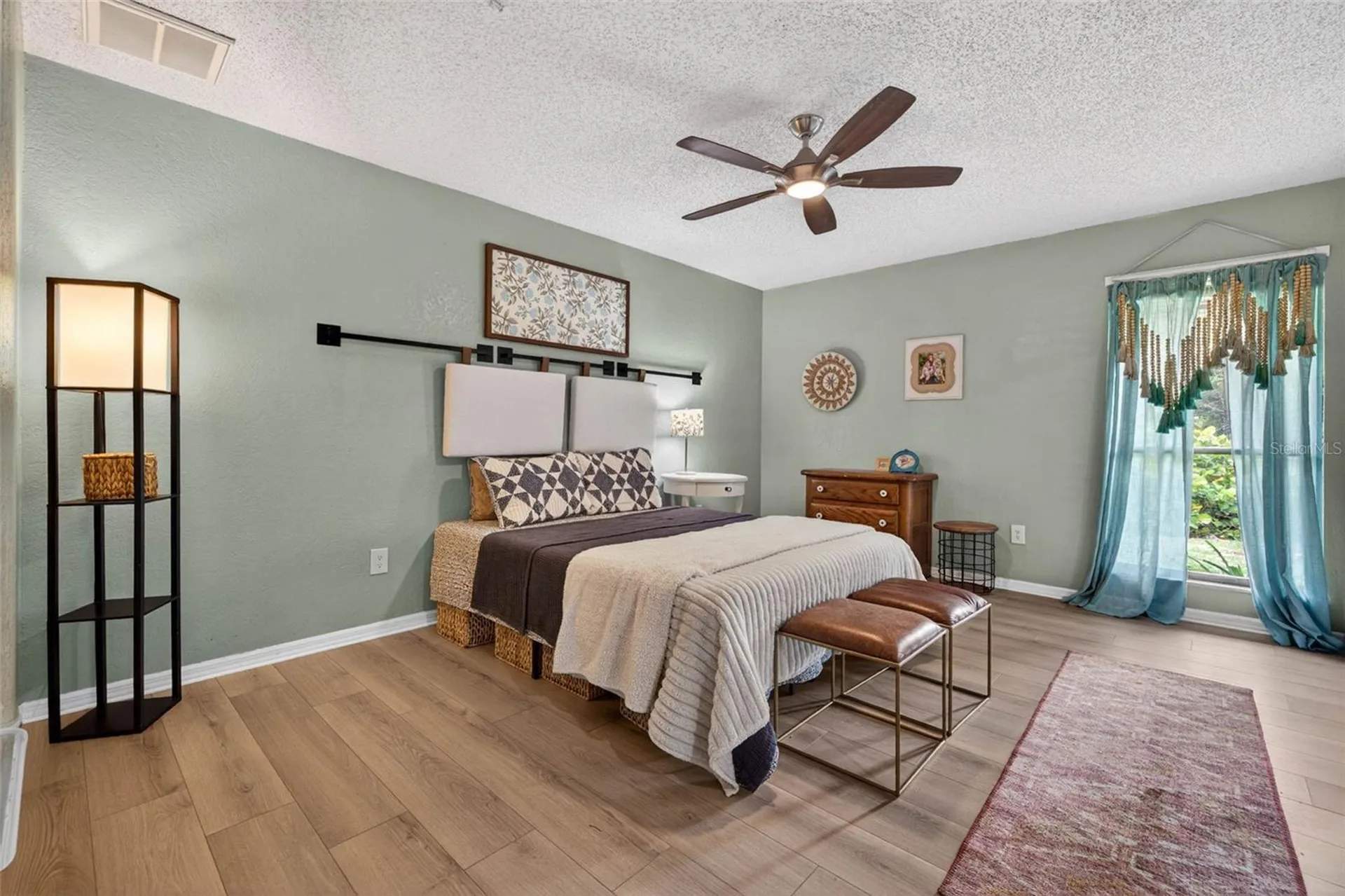 6070 66th Avenue N Pinellas Park FL 33781