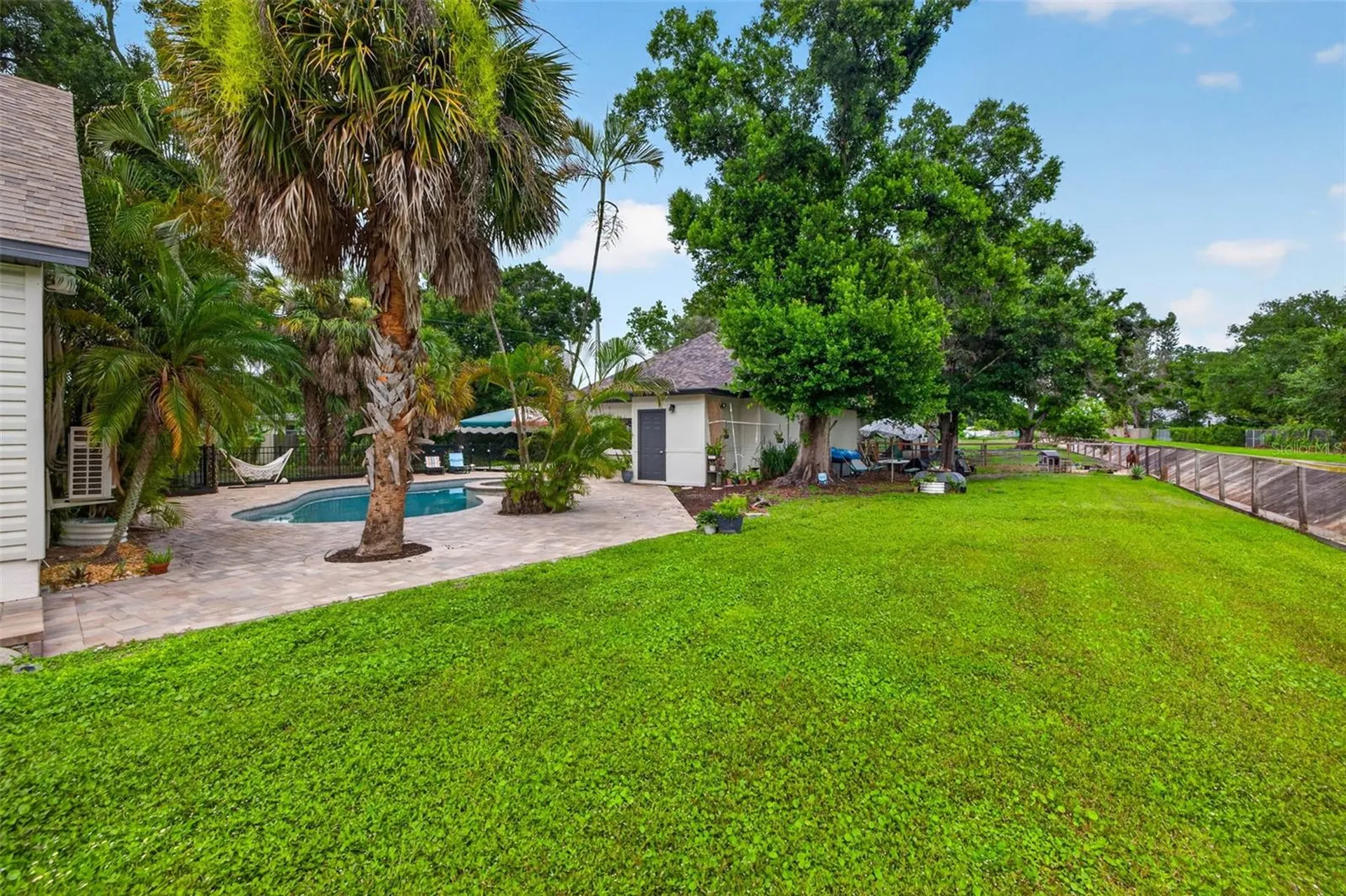 6070 66th Avenue N Pinellas Park FL 33781