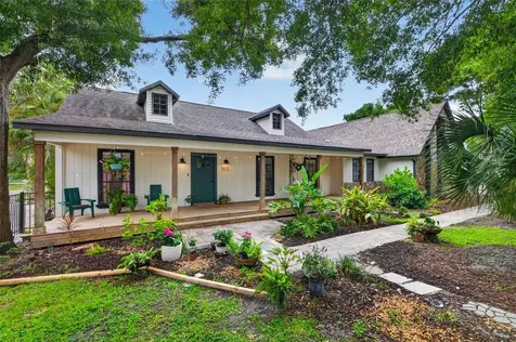 6070 66th Avenue N Pinellas Park FL 33781