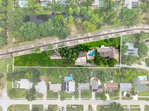 6070 66th Avenue N Pinellas Park FL 33781