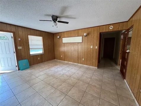 307 N Lake Reedy Boulevard Frostproof FL 33843