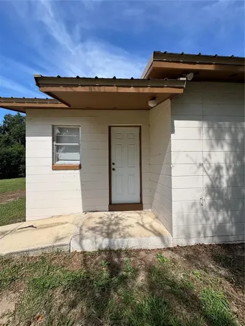 307 N Lake Reedy Boulevard Frostproof FL 33843
