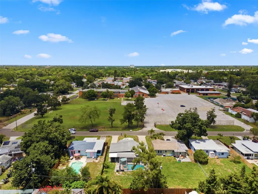 5826 17th Avenue S Gulfport FL 33707