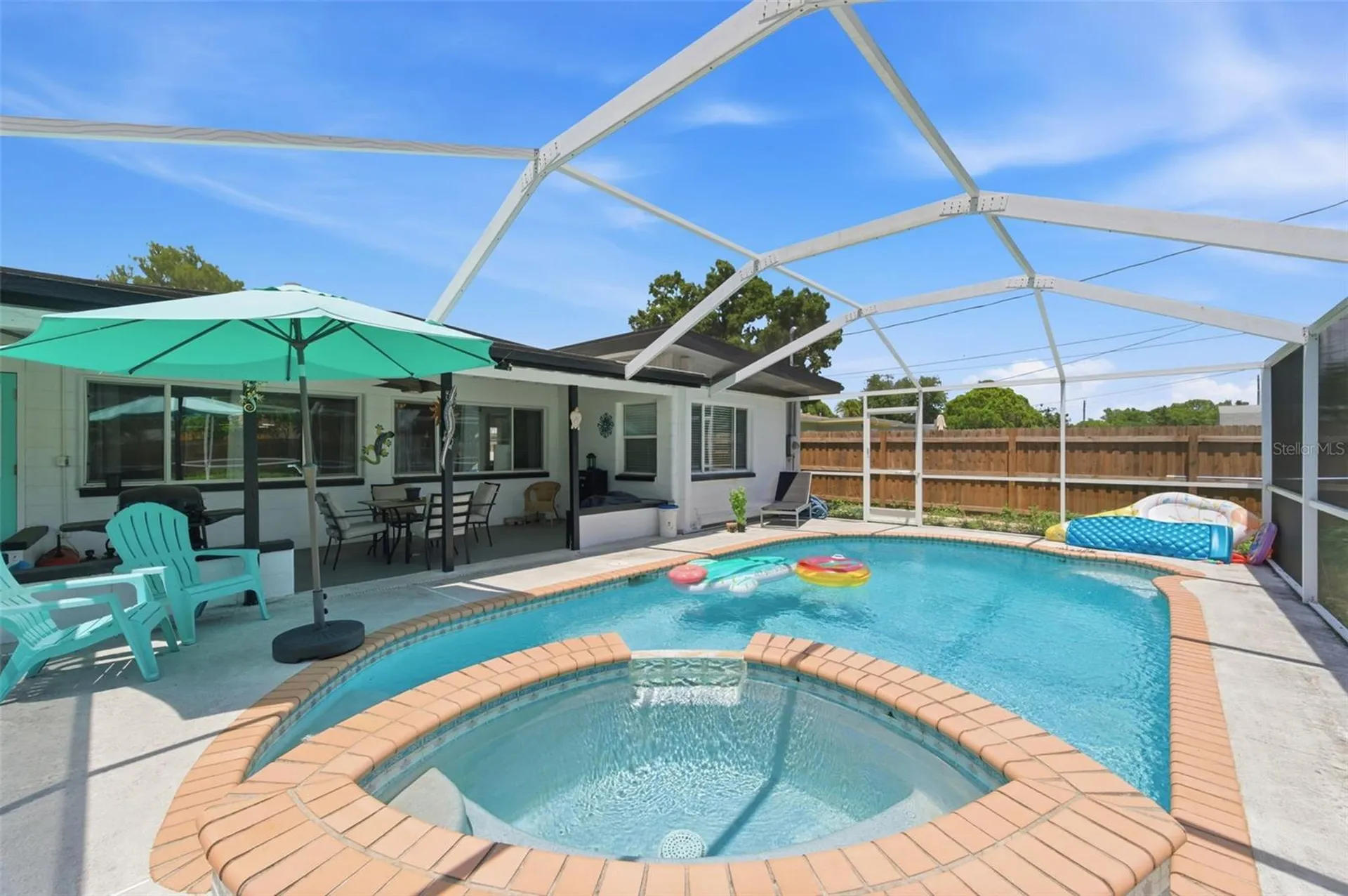 5826 17th Avenue S Gulfport FL 33707