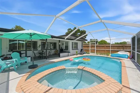 5826 17th Avenue S Gulfport FL 33707