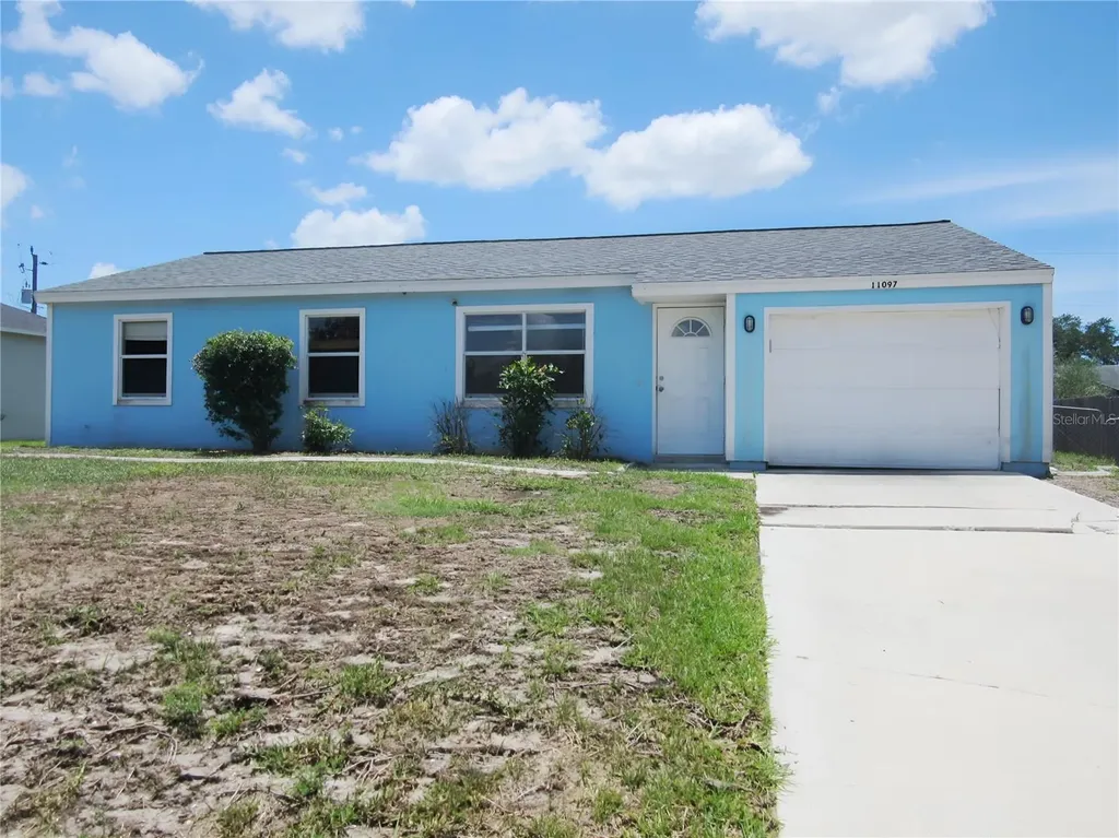 11097 Magdalena Avenue Englewood FL 34224
