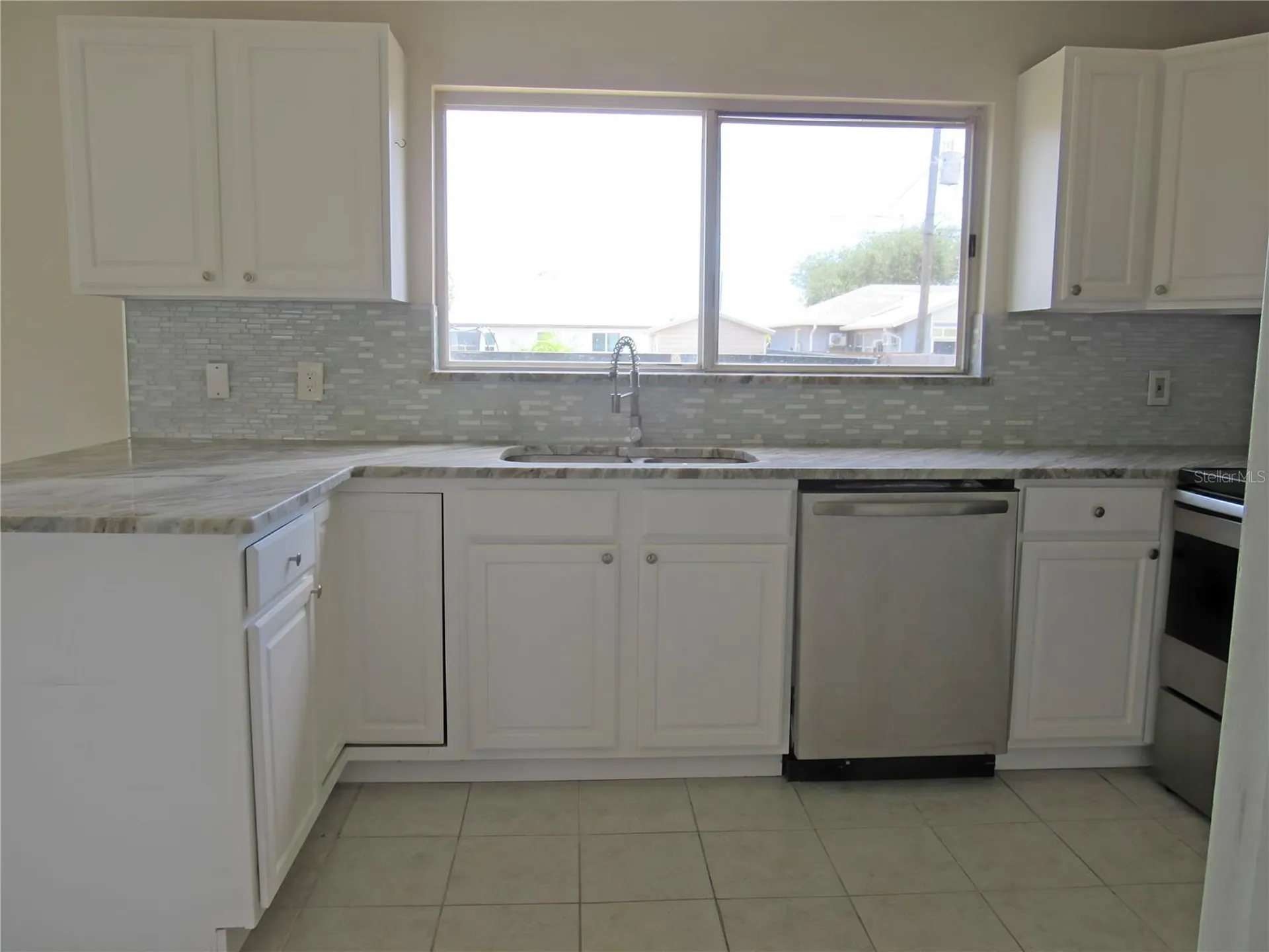11097 Magdalena Avenue Englewood FL 34224