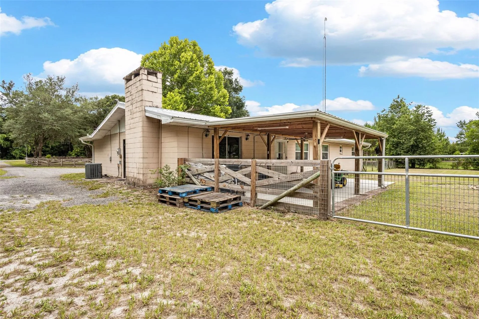 7251 NW 40th Street Chiefland FL 32626
