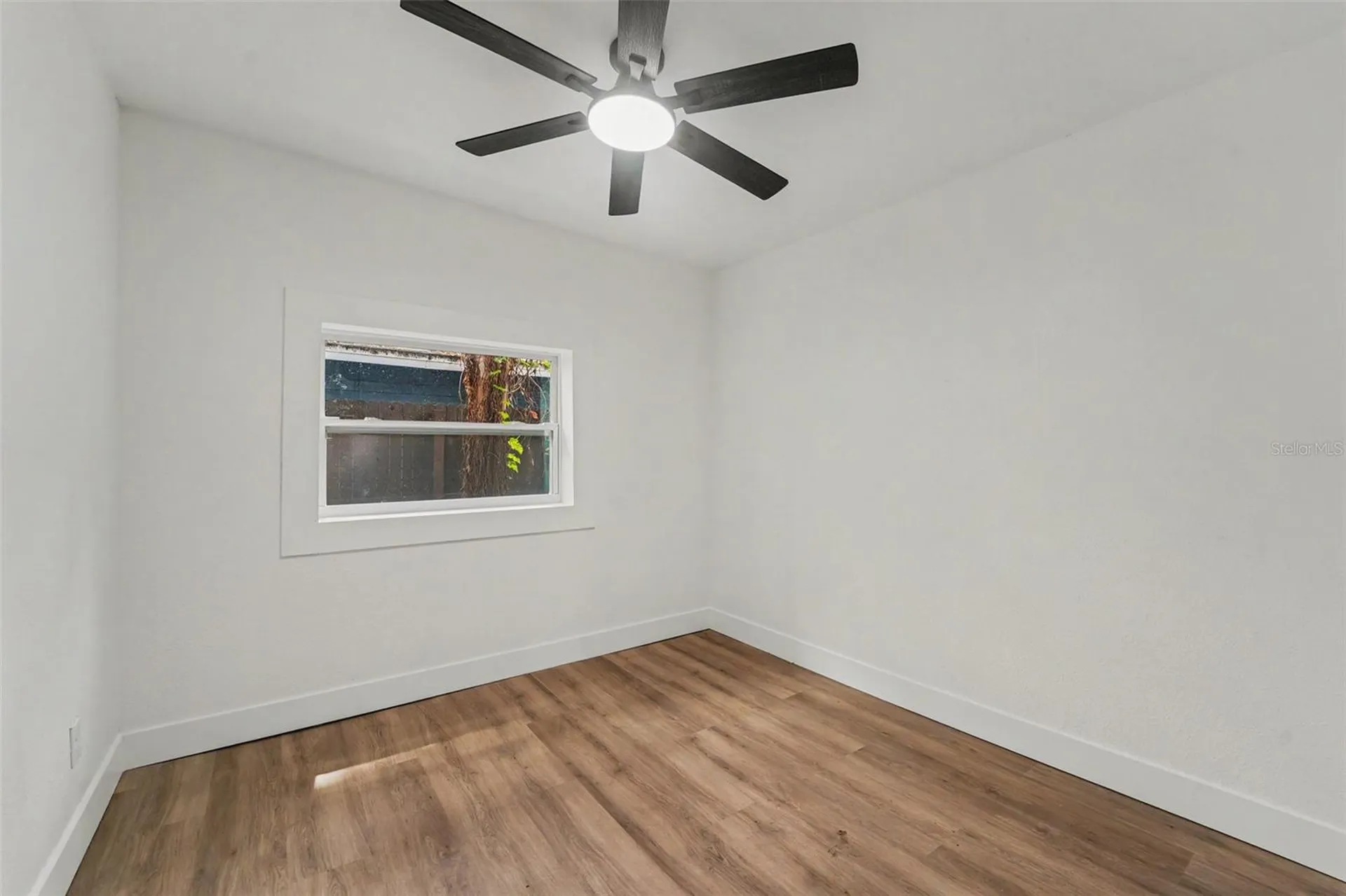 903 E Cayuga Street Tampa FL 33603