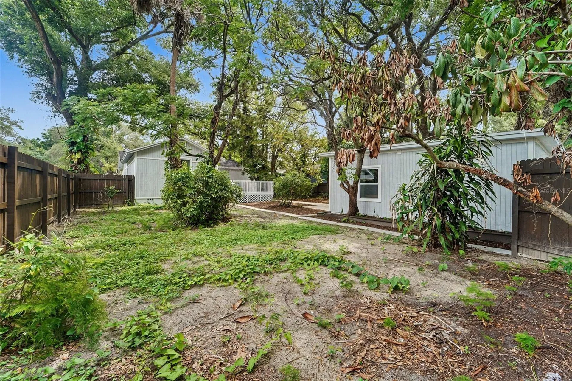 903 E Cayuga Street Tampa FL 33603
