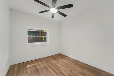 903 E Cayuga Street Tampa FL 33603