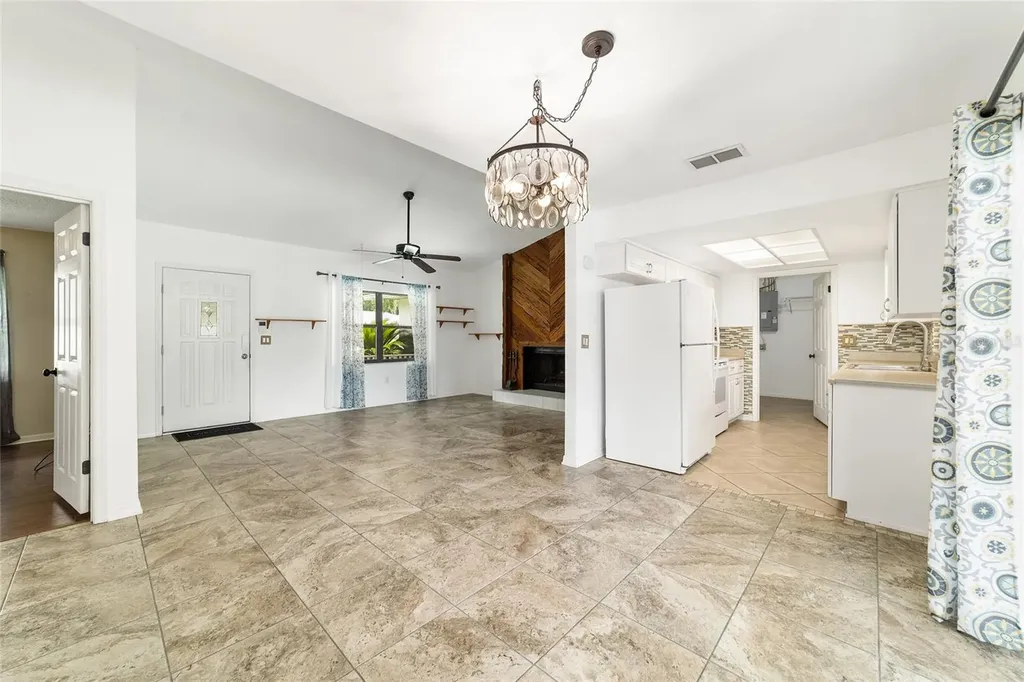 2079 NE 43rd Street Ocala FL 34479