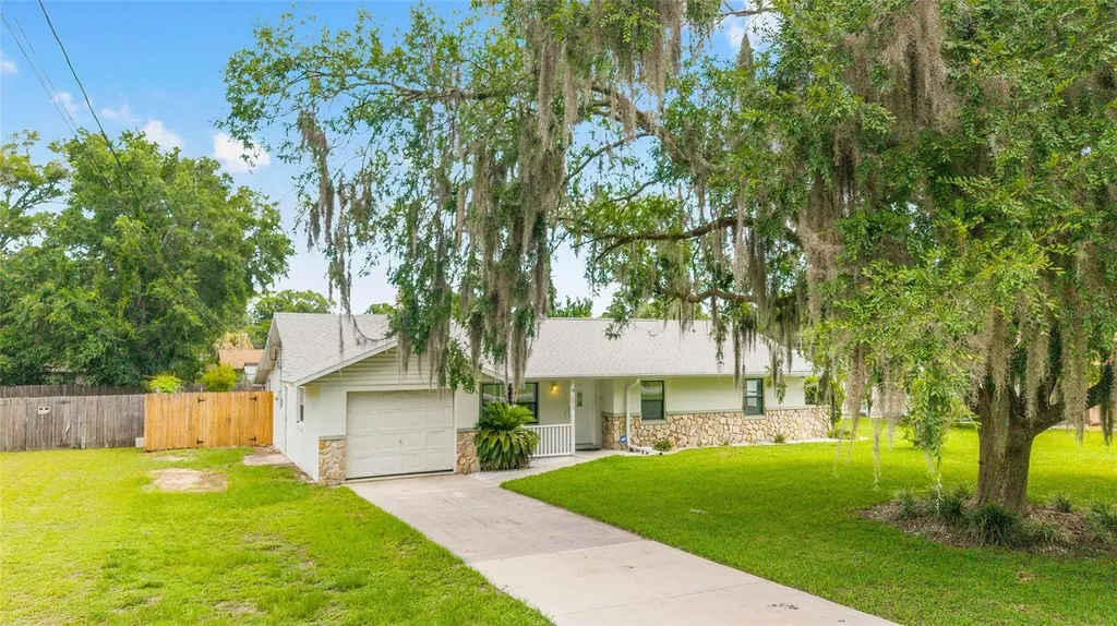 2079 NE 43rd Street Ocala FL 34479