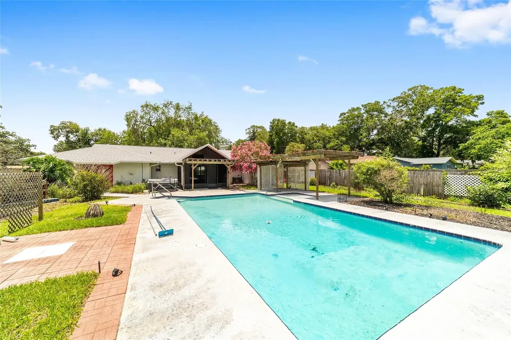 2079 NE 43rd Street Ocala FL 34479