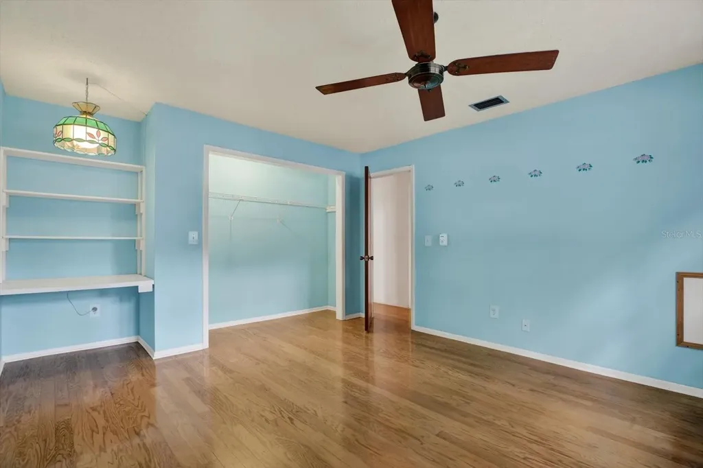 6906 Greenhill Place Tampa FL 33617