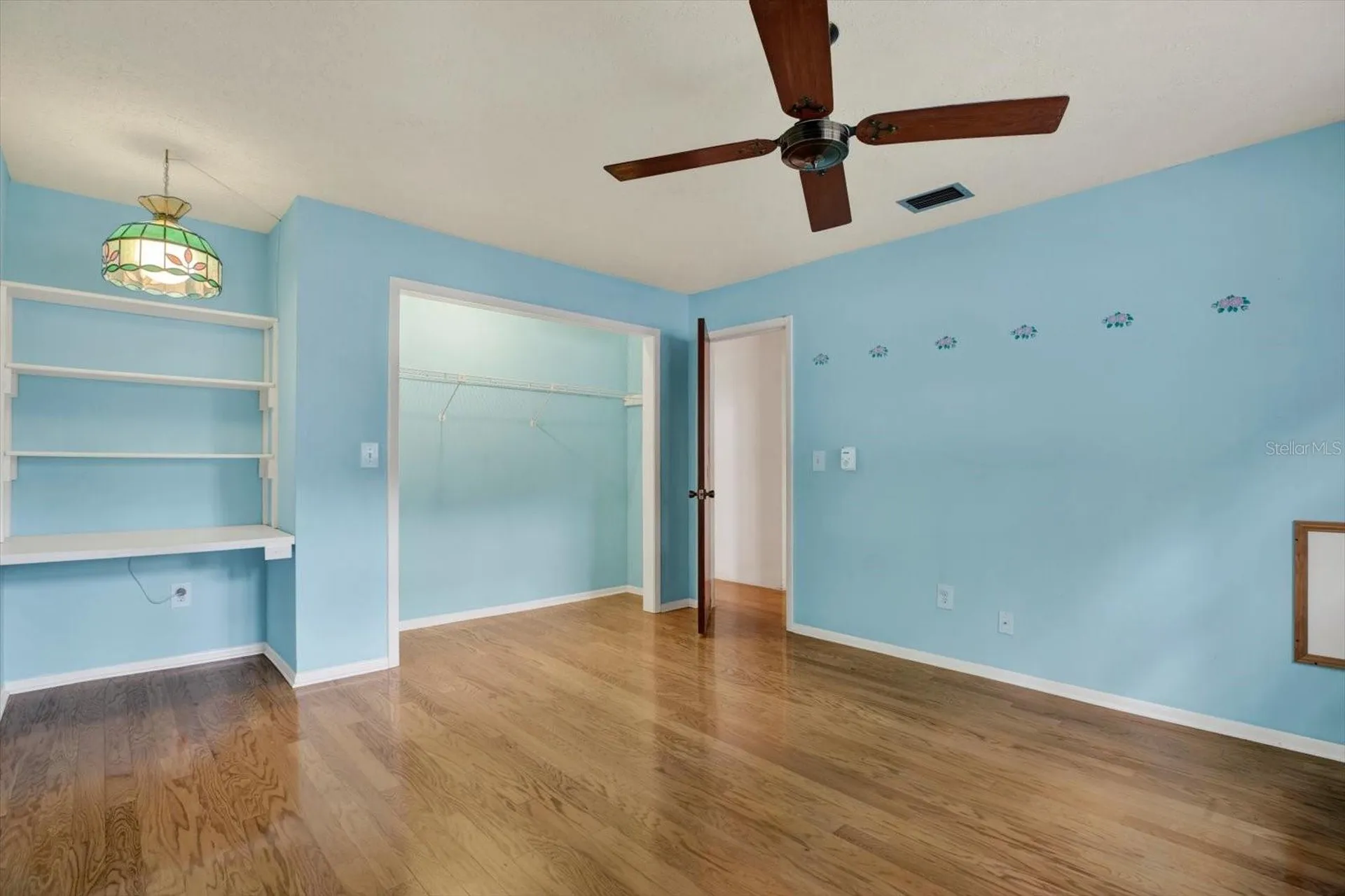 6906 Greenhill Place Tampa FL 33617