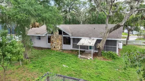 6906 Greenhill Place Tampa FL 33617