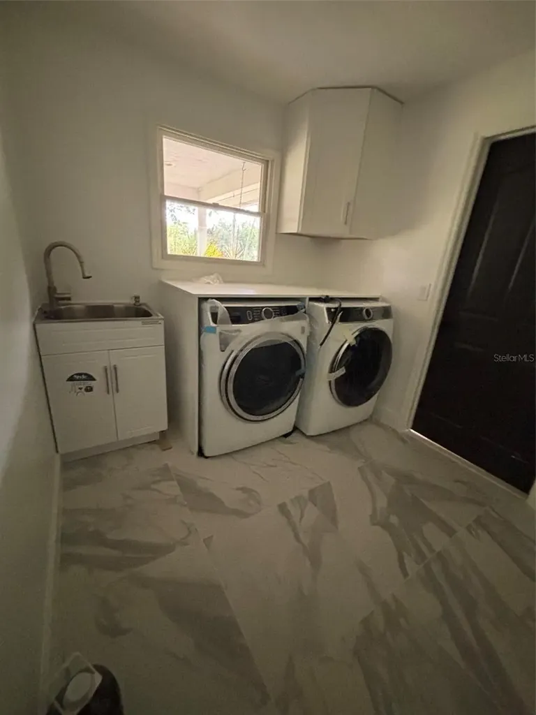 7910 Kennedy Lane Sarasota FL 34240