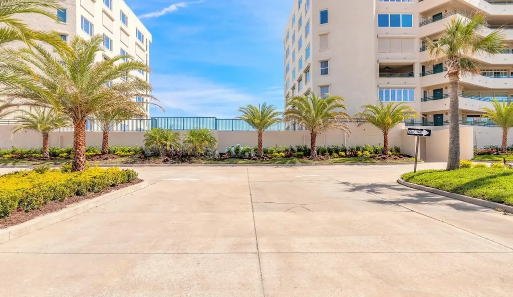 4631 S Atlantic Avenue Port Orange FL 32127