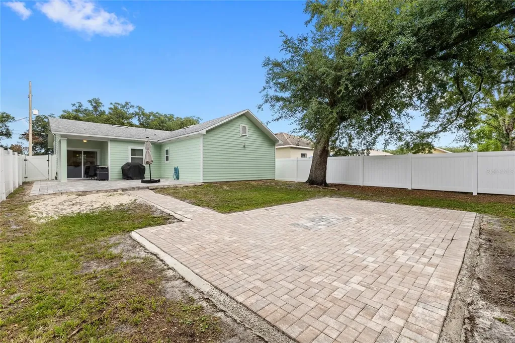4422 America Street Orlando FL 32811
