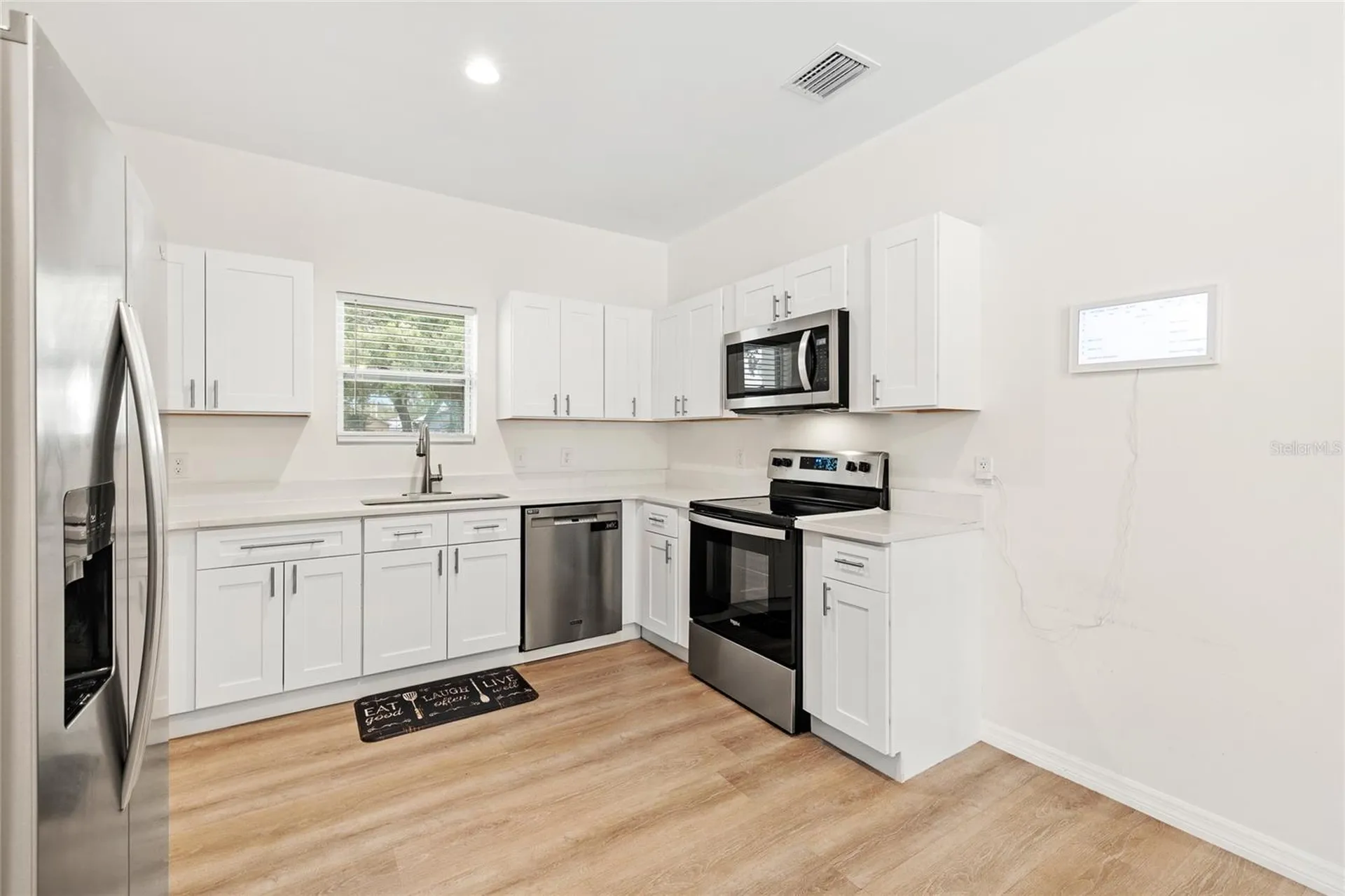 4422 America Street Orlando FL 32811
