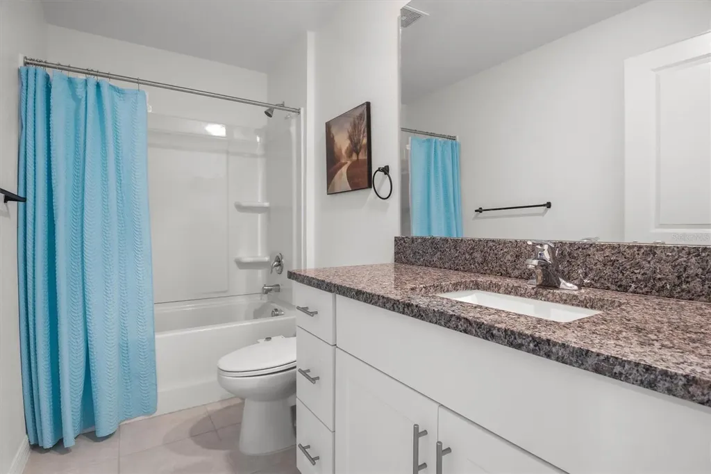 1856 Red Loop Lakeland FL 33801