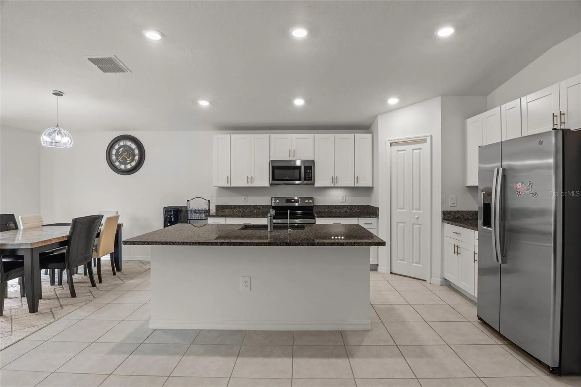 1856 Red Loop Lakeland FL 33801