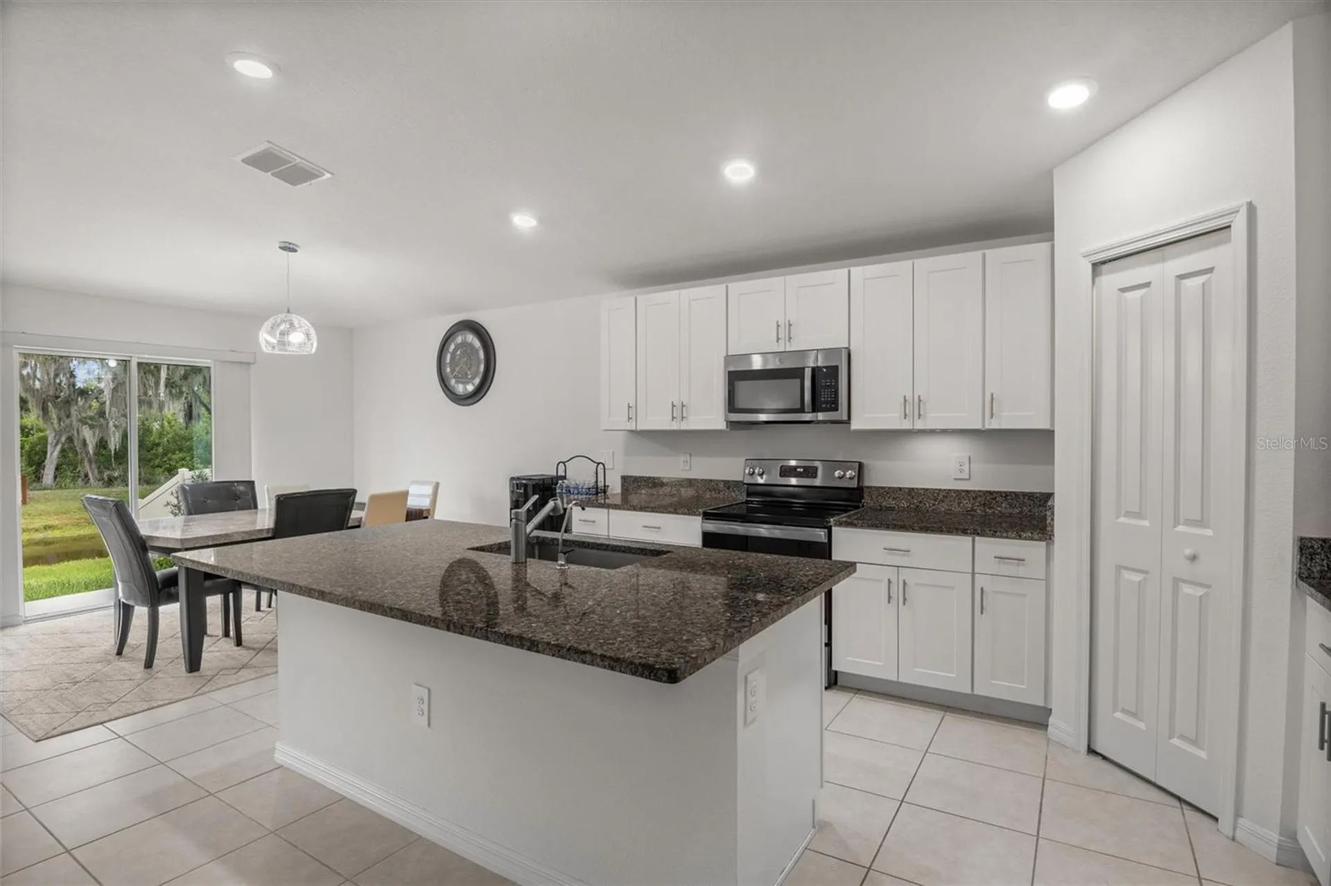 1856 Red Loop Lakeland FL 33801