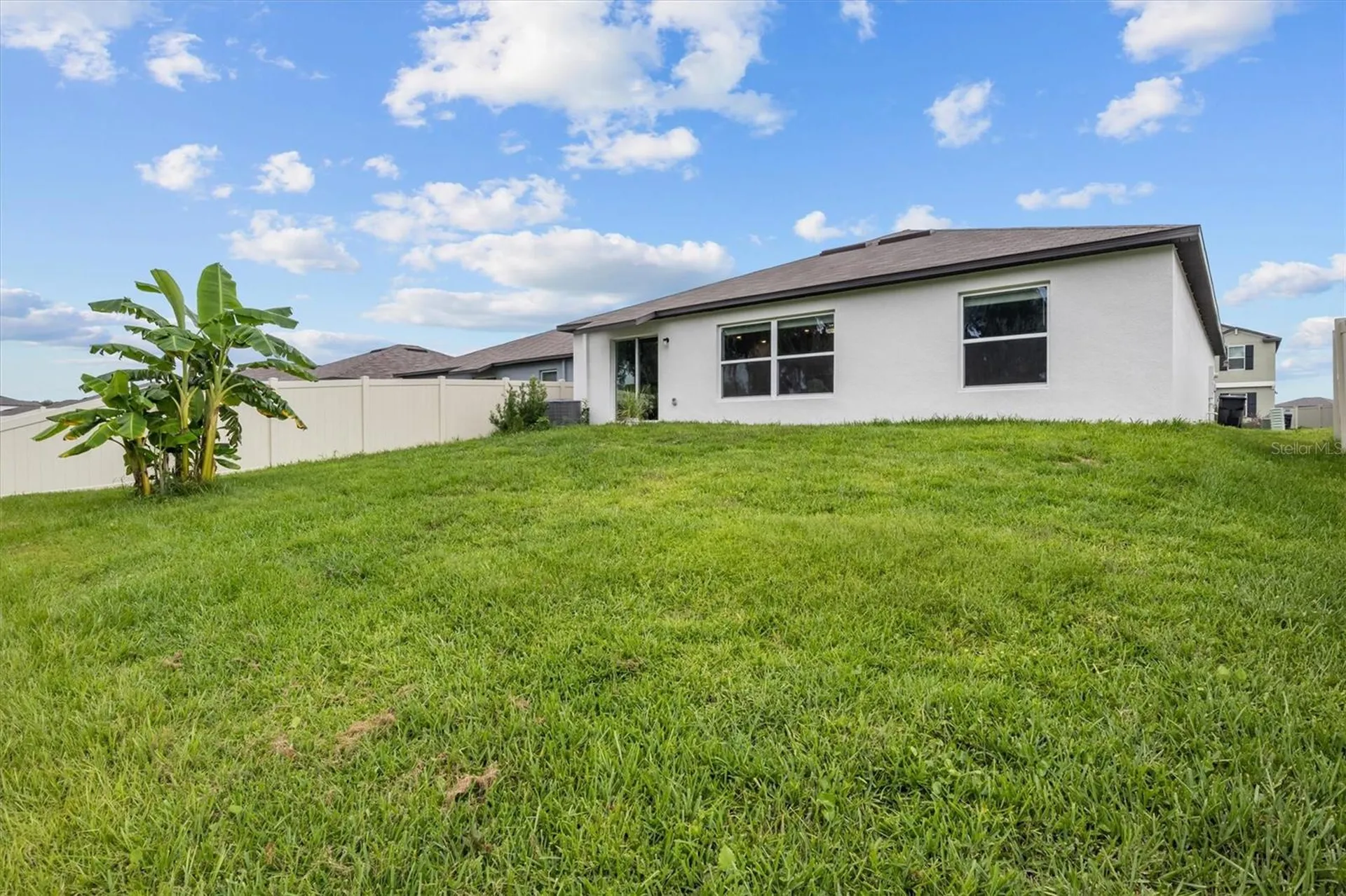 1856 Red Loop Lakeland FL 33801