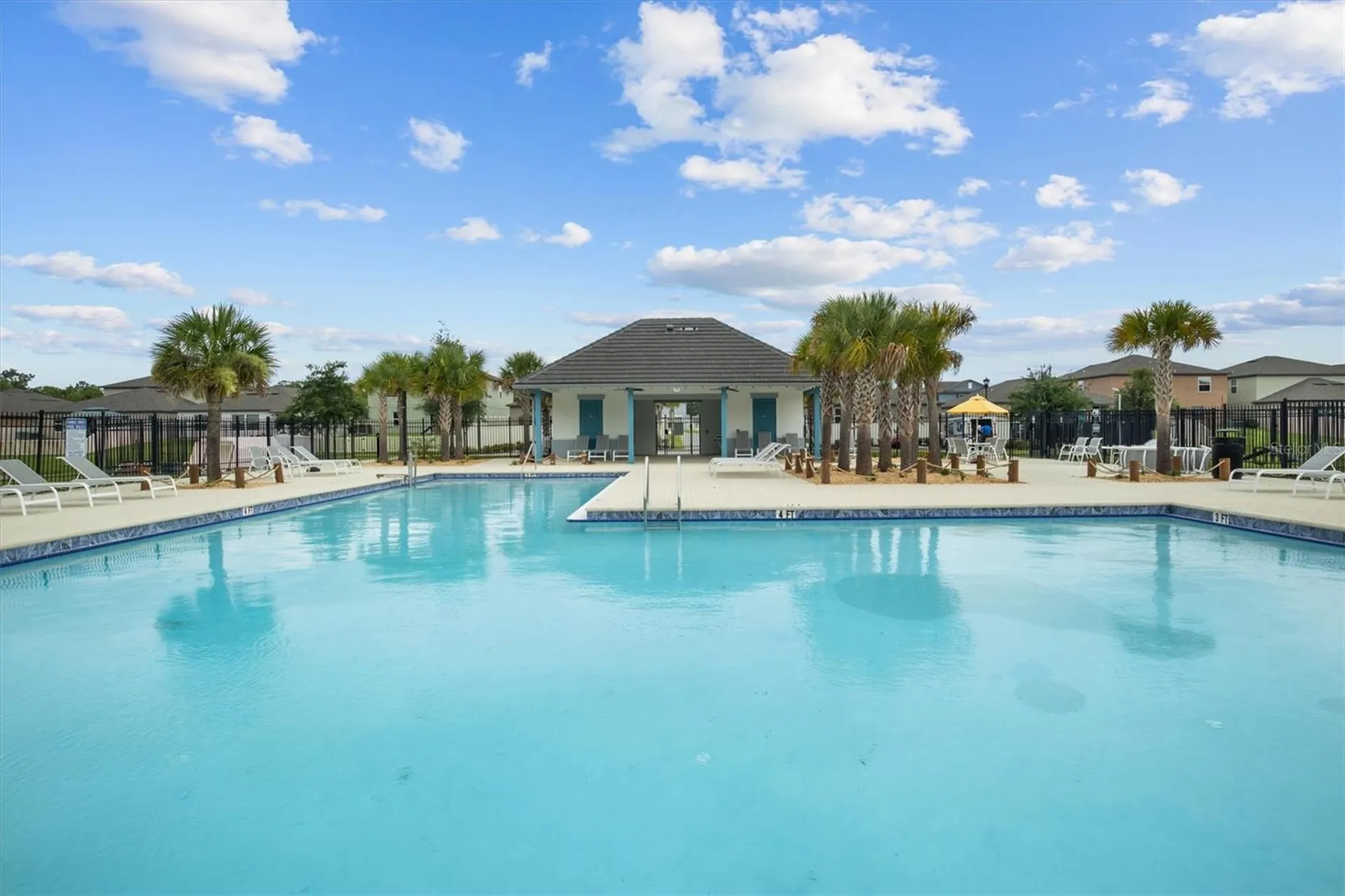 1856 Red Loop Lakeland FL 33801