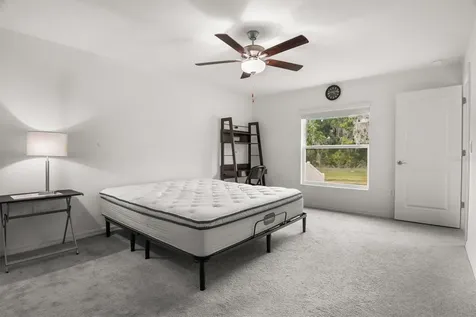1856 Red Loop Lakeland FL 33801
