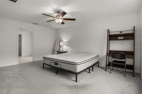 1856 Red Loop Lakeland FL 33801