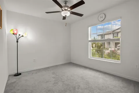 1856 Red Loop Lakeland FL 33801