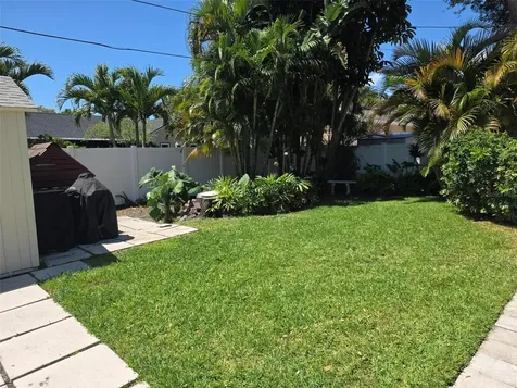 734 37th Avenue N St Petersburg FL 33704