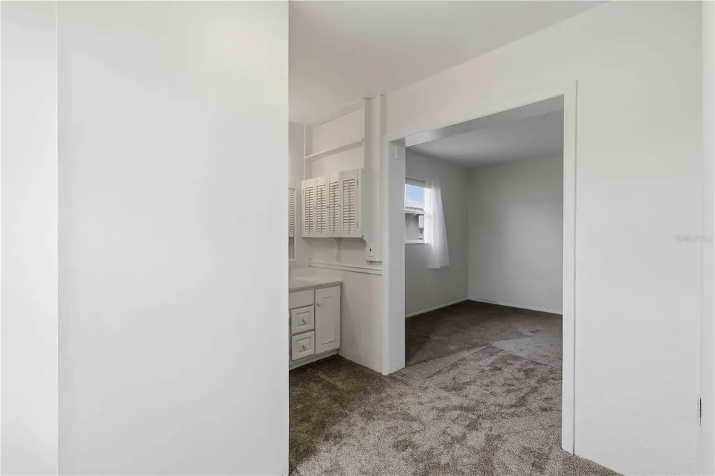 4001 Chinaberry Road Bradenton FL 34208