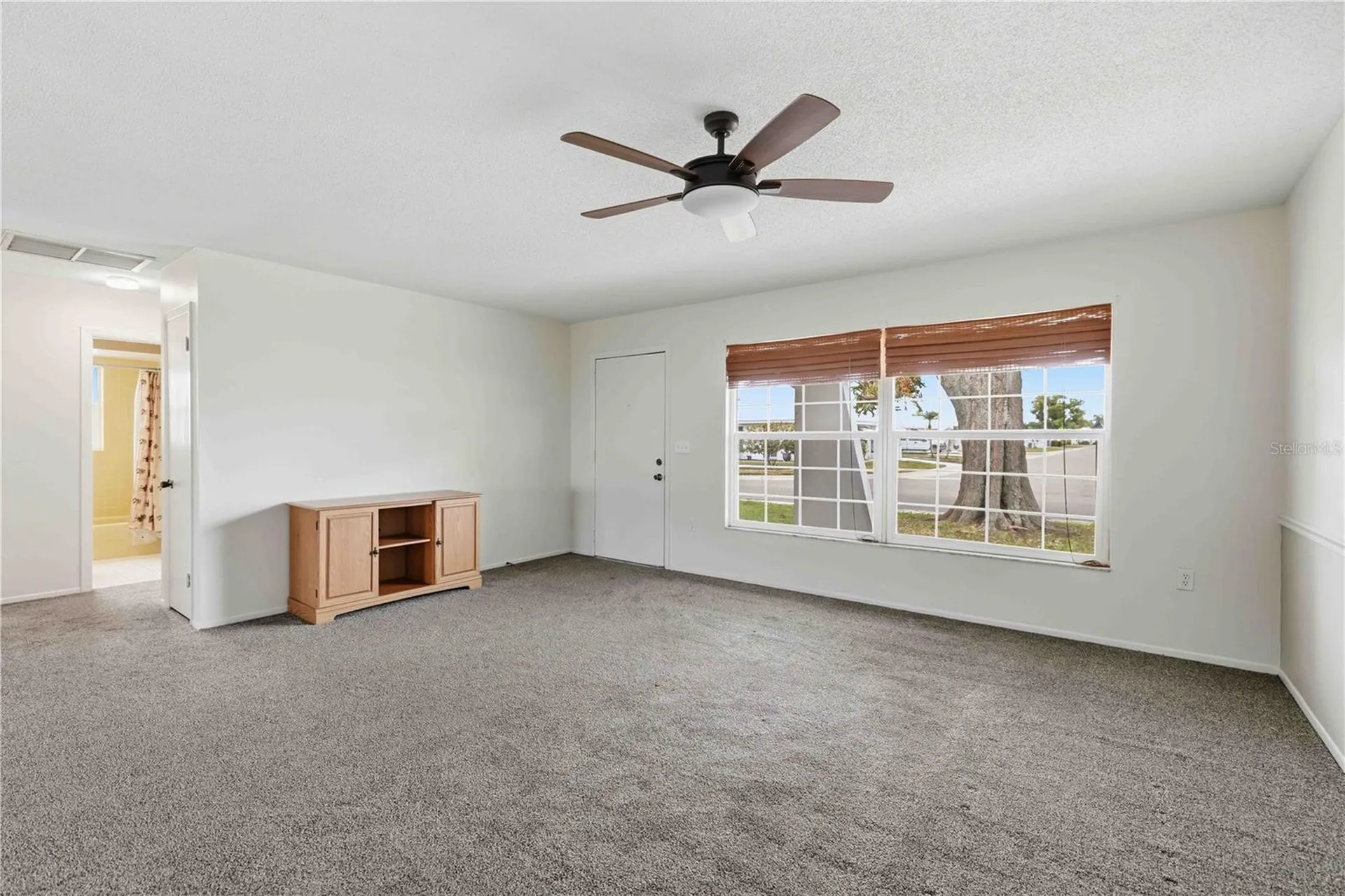 4001 Chinaberry Road Bradenton FL 34208