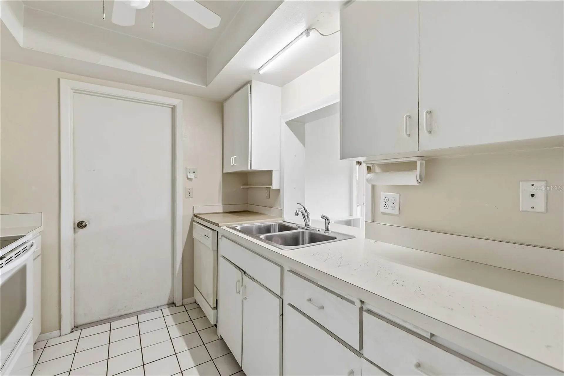 4001 Chinaberry Road Bradenton FL 34208