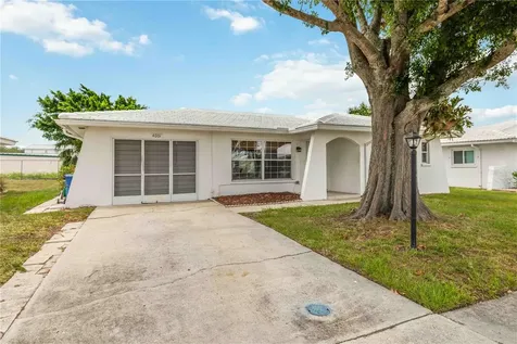 4001 Chinaberry Road Bradenton FL 34208